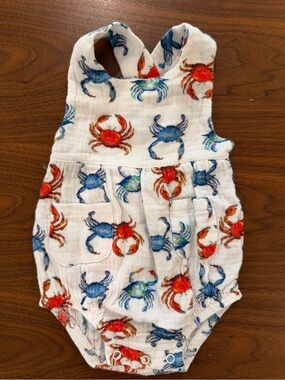 Crab Print Baby Romper in White, Red & Blue Saltwater Swaddles Size 3-6 months